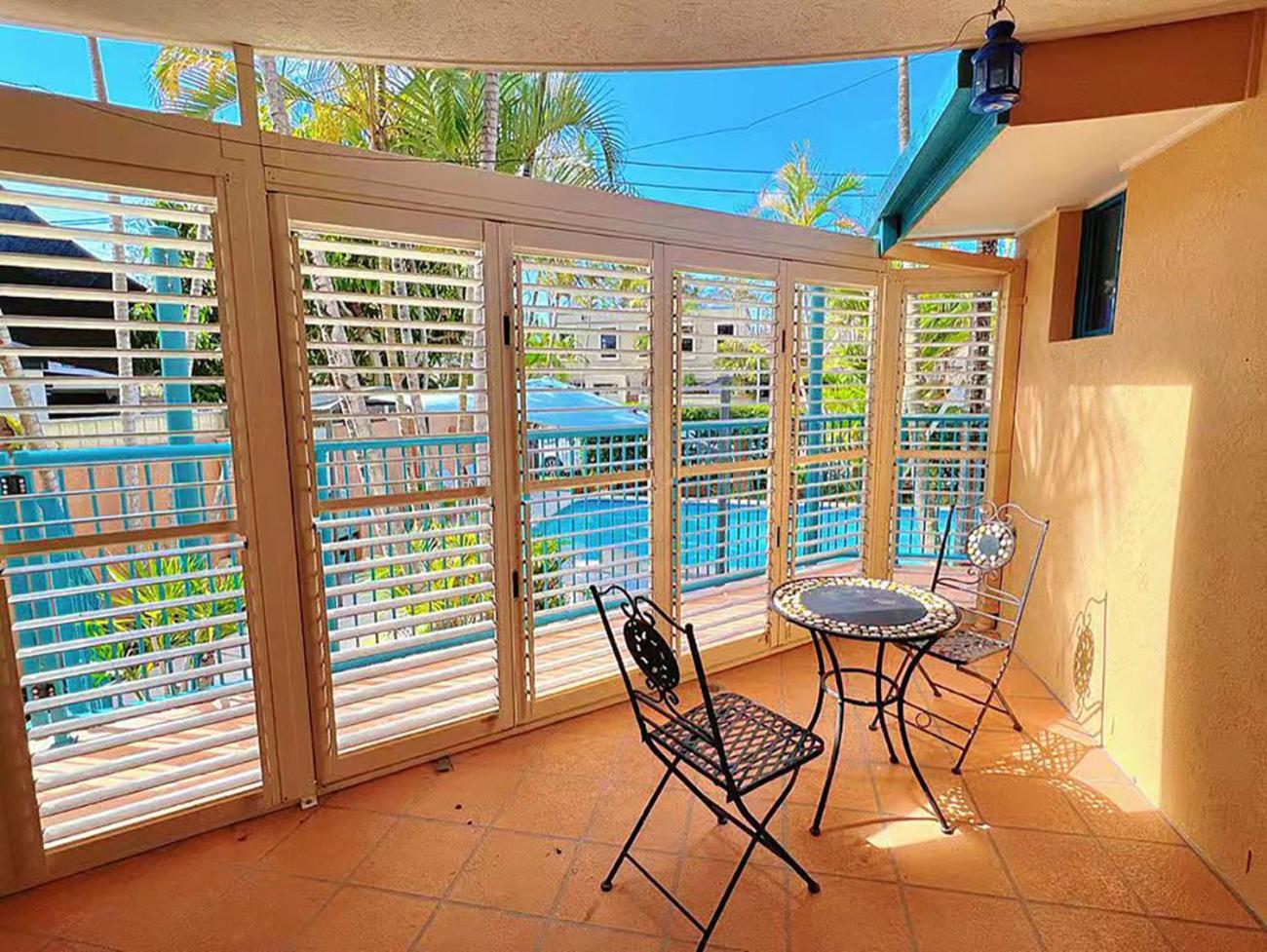 Karana Palms Resort Gold Coast Exterior photo